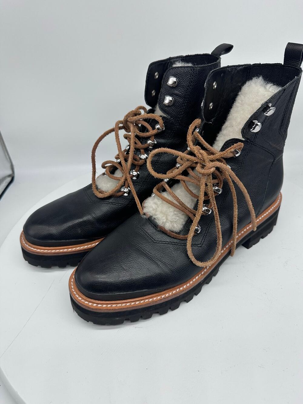 Marc Fisher LTD Izzie Hiker Lugsole Black Leather Shearling Lined Fur Boot 9.5